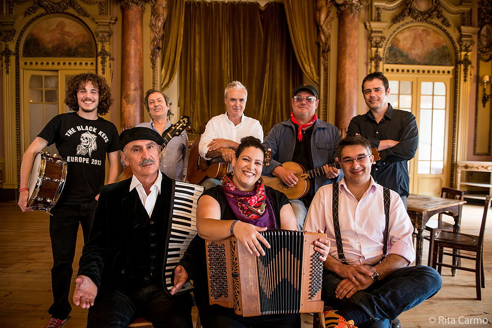 Grupo, Tais Quais, Os Tais Quais, João Gil, Sebastião Santos, Celina da Piedade, Tim, Paulo Ribeiro, Vitorino, Serafim e Jorge Palma, tradicional, Portugal