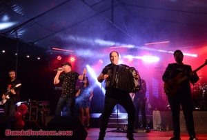 Banda Jovisom, Bandas de baile, Bandas musicais, grupos musicais de baile, conjuntos, bandas baratas, Grupos de baile, animação, festas, contactos de artistas, contactos de bandas, contactos de grupos musicais