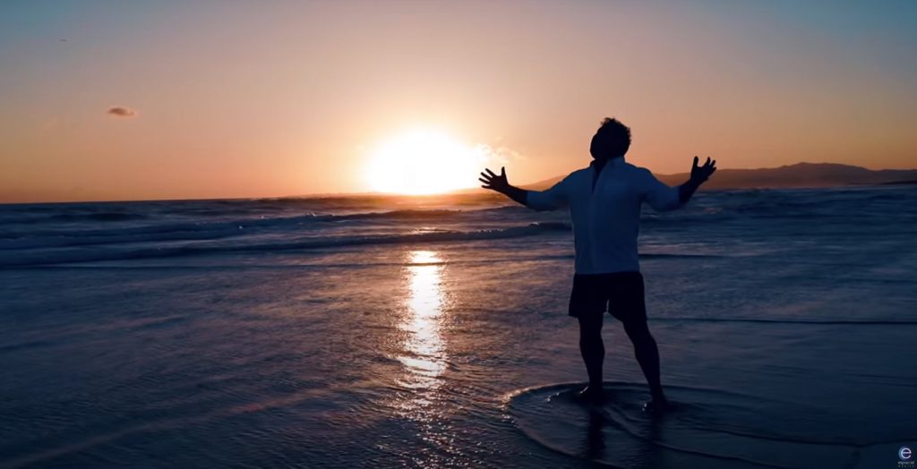 Toy, Verão e amor, cerveja no congelador, Letra, cerveja e amor, nova do toy, artistaToy, Letra cerveja no congelador, musica da cerveja do Toy, verão, 2020