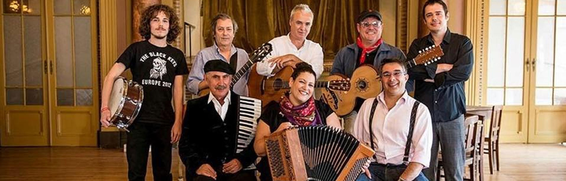 Grupo, Tais Quais, Os Tais Quais, João Gil, Sebastião Santos, Celina da Piedade, Tim, Paulo Ribeiro, Vitorino, Serafim e Jorge Palma, tradicional, Portugal